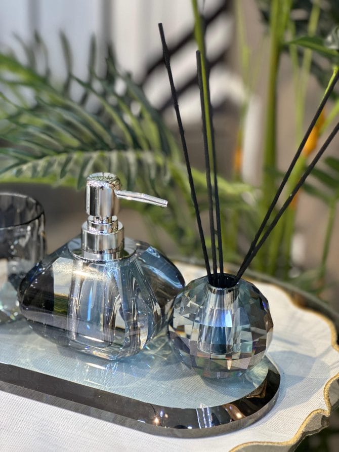 Kristal Banyo seti 4 Parça Koku şişeli
